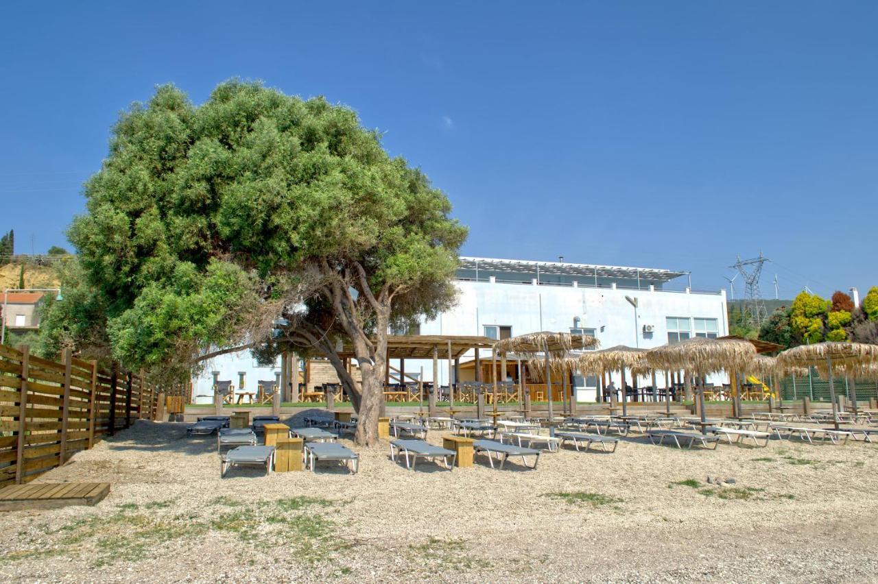 Epipleon Luxury Suites -102- Δωμάτιο 45Τμ Με Βεράντα 35Τμ Μπροστά Στη Θάλασσα Nafpaktos Ngoại thất bức ảnh